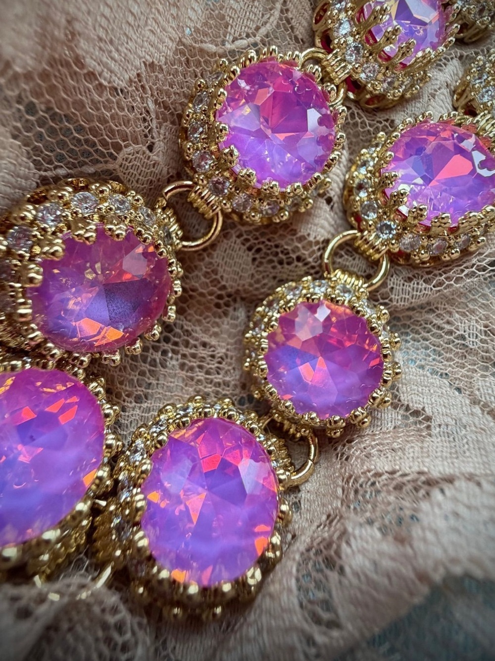 Feed Me Gems Magenta Queen Necklace NWT